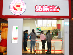 奶熊奶茶能迅速占领市场的原因有哪些？