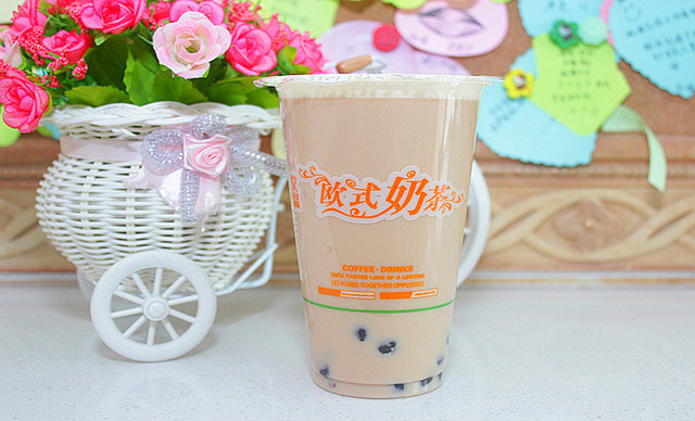 艾温奶茶加盟