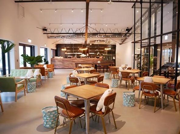 POLAR-CAFE咖啡店内