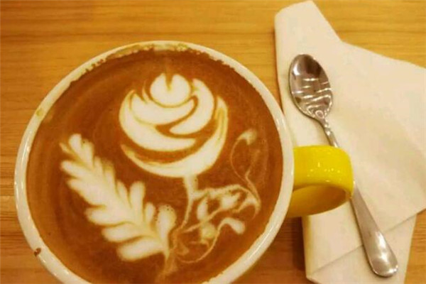 FeelMoreCoffee&Bagels咖啡拿铁