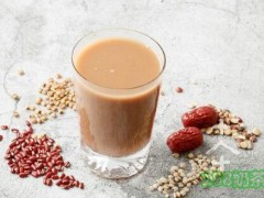 奶茶加盟哪个好？本草小匠加盟-道地品质、专业配方