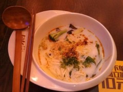 刁四藤椒麻辣烫好吃吗？加盟条件是什么？