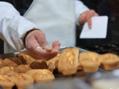 草鸡蛋现做蛋糕加盟，简单易操作的创业项目！