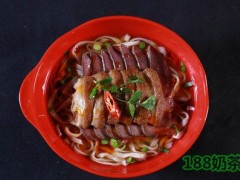 马提督特色牛肉面加盟