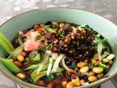 谢家百年糕粑加盟费多少？开店总投资需要多少钱？