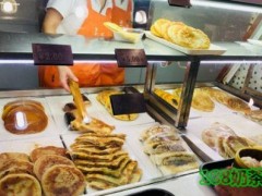谁是沈阳最火最好吃的早餐？当属早一点粥品！