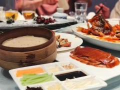 大董烤鸭与全聚德哪个知名度高？大董烤鸭受欢迎吗？