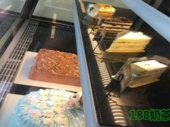 云伴月蛋糕西点加盟费用是多少?小本投入让你更加安心创业