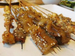 深圳木屋烧烤能加盟吗，一年利润有多少？