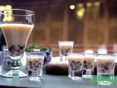 在几月分开奶茶店最好？选对日期让你致富更容易
