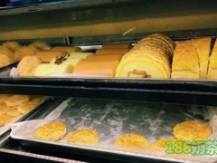 黄师傅蛋糕加盟费多少钱？黄师傅蛋糕助你实现梦想！