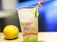 望左泡泡撞茶加盟费多少？在地级城市6-8万元轻松开店