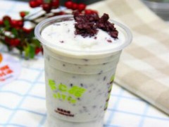 奶茶行业开店选择哪个品牌好？卡c诺奶茶加盟前景怎么样？