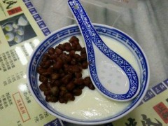 花十二万加盟黄氏正轩划算吗？黄氏正轩牛奶甜品加盟好吗？