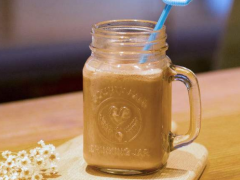 奶盖茶加盟费用，不是盖的奶盖茶仅需10万元即可加盟！