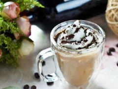 开奶茶店加盟好不好？选择元气小猴奶茶店创业加盟优势好吗？