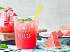 国内奶茶品牌加盟，三个方面告诉你LR茶屋值不值得加盟？