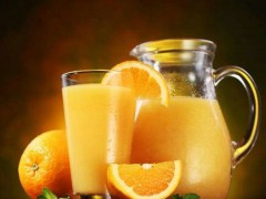 小本创业好项目 为什么选择加盟屿蓝湾奶茶？