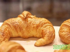 牛角村烘焙坊加盟