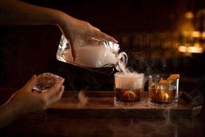 星巴克中国首推“威士忌桶酿咖啡” 探索边界打开酒香咖啡新口味