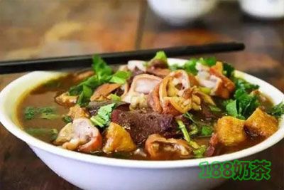 老门框百年卤煮加盟费用多少？专业团队让您轻松创业【表】