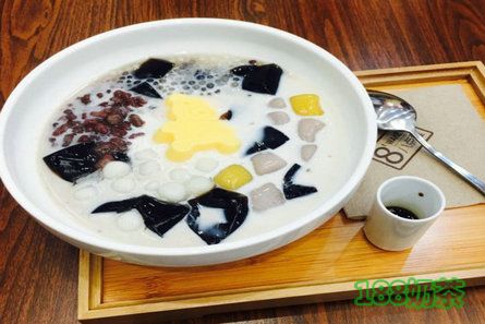 八点醒手炒黑糖甜品专门店加盟