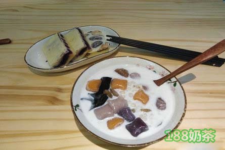 麦筱田糖水铺加盟