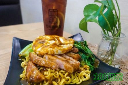 竹苑咖喱叔加盟