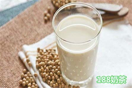 泽鲁鲜奶吧加盟