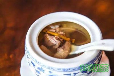 元盅堂炖汤加盟