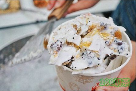 小嘚瑟炒酸奶加盟