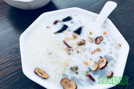 郑阿婆清补凉加盟