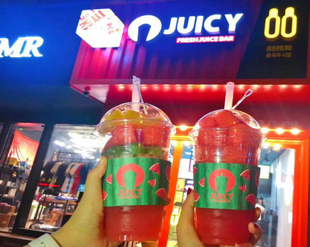 JUICY橘芝茶饮加盟