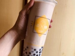 南宁市梁小糖奶茶最近火吗？梁小糖奶茶怎么加盟？