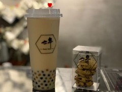 开一家七年奶茶赚钱吗?一年四季畅销无数杯!