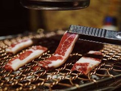 合利家炭火烤肉加盟费多少？低至9.5万元开烤肉店【费用表】
