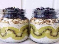 果汁课堂加盟店要如何抓住回头客呢？