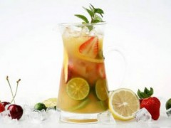 屿蓝湾鲜果茶加盟好吗？加盟屿蓝湾鲜果茶有哪些支持？