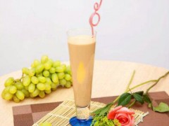 小本生意做什么好？t部落奶茶加盟月入上万！