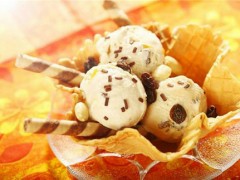 大学生开家冰激凌店怎么样？香汁香思冰激凌加盟网站