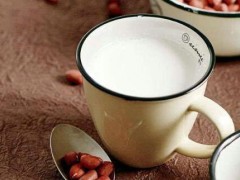 加盟奶茶店排行榜，大茶杯奶茶怎么加盟？