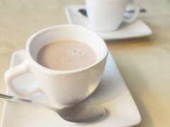 台湾八轩奶茶加盟靠谱吗？加盟八轩奶茶好不好？