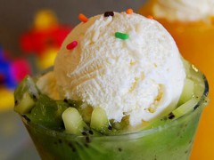 冰淇淋店如何来吸引顾客？花样冰淇淋店如果做到吸引顾客？