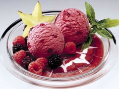 冰淇淋店如何装修？300度冰淇淋这样做！