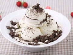 雪蒂斯冰淇淋加盟利润怎么样？月收4万项目等你撩！