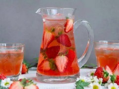 gaga鲜语加盟店是怎么避免生意惨淡的？gaga鲜语官网是？