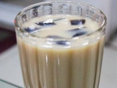 奶茶经营如何成功？看自由人奶茶如何经营