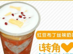 奶茶店怎么经营生意才会好？爱转角奶茶店这样经营