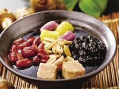 八婆婆烧仙草是如何控制成本，实现利益最大化