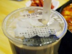 哪个奶茶品牌生意最火爆？幸福侯彩擂投资优势更明显